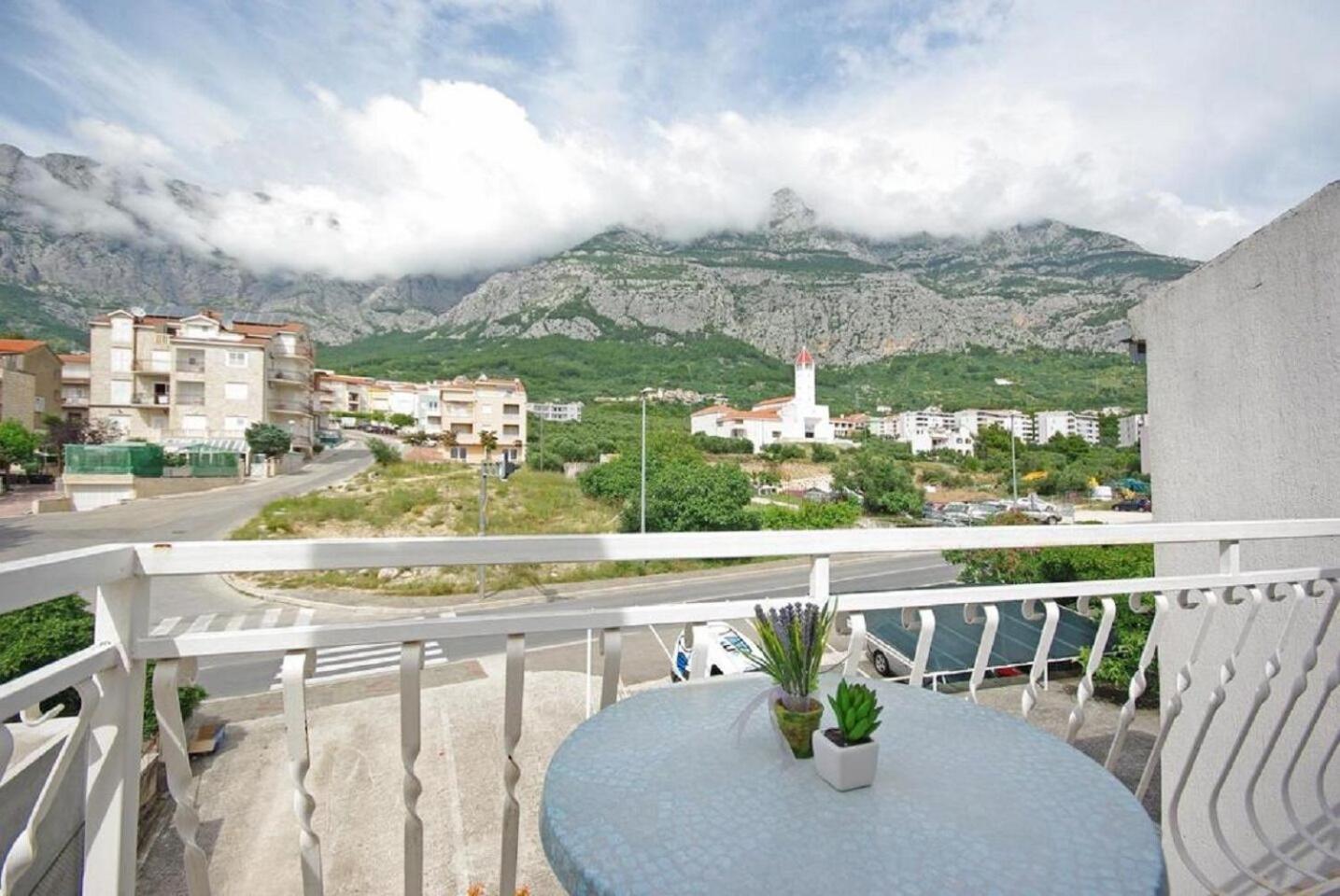 Apartments Mila Makarska Exterior photo
